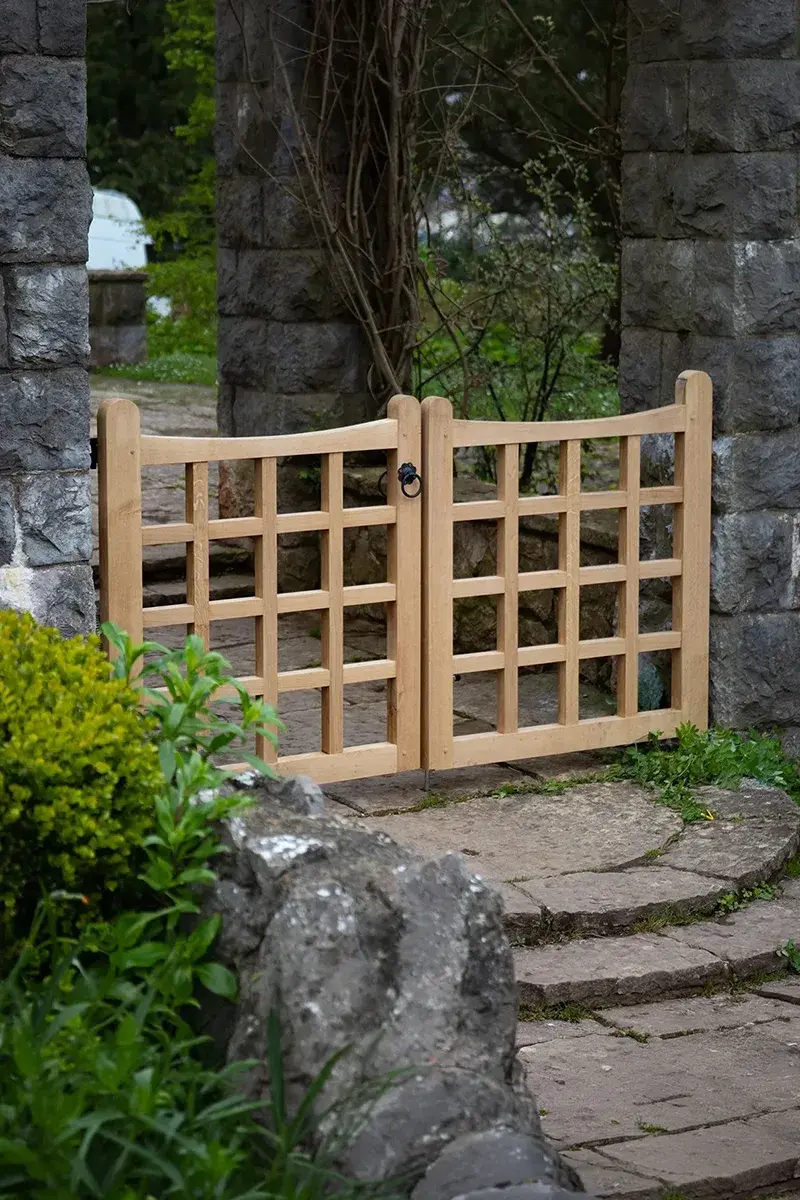 Homeyards Botanical Gardens Gates